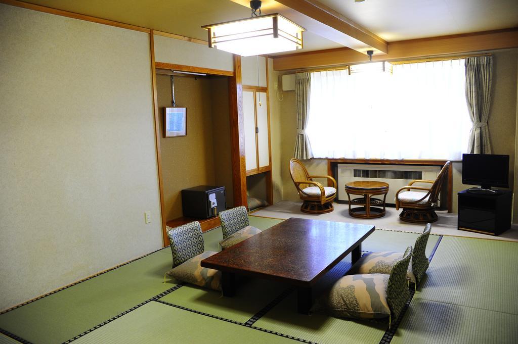 Hotel Azumashiya Kuroishi Exterior foto